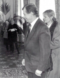 Návrat k práci reportérky – s prezidentem Václavem Havlem, snímek z roku 1993