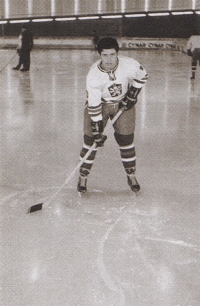 František Kaberle starší jako reprezentant na	mistrovství Evropy juniorů v Ženevě (27. 12. 1969 – 3. 1. 1970)