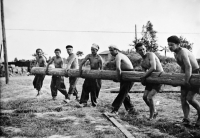 Stavba / počátek 50. let