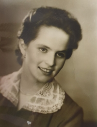 Božena Mannová v mládí 