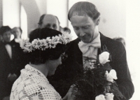 Second wedding in Sychrov in 1971 