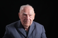 Josef Jančar při natáčení v plzeňském studiu, 2019