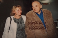 Draga Zlatníková with the painter, Vladimír Komárek