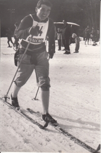 The caption of this picture says "run-in of the head-coach", in the finish line of the Krkonošská 70 race, 1968 