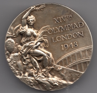 Medaile, která Věře Růžičkové připomíná vítězství na olympiádě 1948