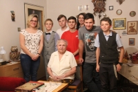 Zlata Seidlová with the students team
