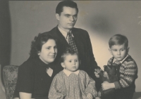 With his wife and children