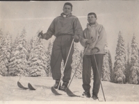 In college, ski course at the Richtrovy boudy chalet in 1957