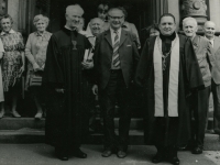 Při ordinaci biskupa