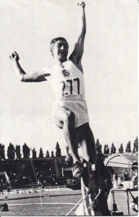 Jaroslv Brož, the best charge of Radovan Brož's training career, participant of the Munich Olympic Games in 1972, 3rd place in the European Athletics Indoor Championship in Grenoble, record holder