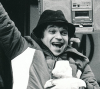 Roman Skamene ve filmu Bony a klid, 1987