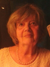 Eliška na večeři pořádané k jejím narozeninám, Praha, 2017