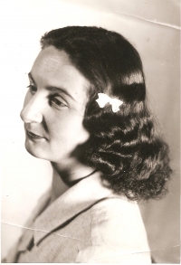 Portrait of Jiřina Nováková, witness's mother. 1944