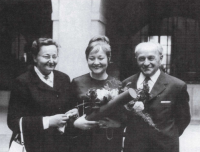 František Schnurmacher and his wife Vally at his daughter Helena’s graduation