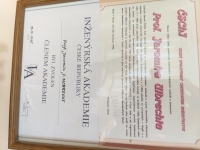 Česká společnost chemického inženýrství uděluje panu Ulbrechtovi členství po jeho navrácení do ČR