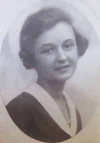 Dagmar Janská, rozená Klvaňová 1903 - 1986), maminka Josefa Janského, 1926