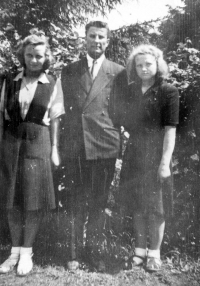 Olga Michalová with his father and his sister in Lisov near Stod, 1948

