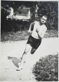Oldřich Kothbauer jako člen Sokola běhal na vrcholové úrovni