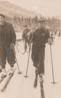 Předválečné lyžování v Krkonoších
