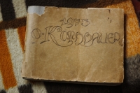 Sborník obrázků, které Oldřich Kothbauer kreslil své dceři Jitce ve vězení, nadepsáno jeho vězěňským číslem 1973