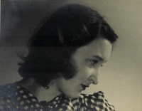 Vlasta Kouklíková, portrét 1945
