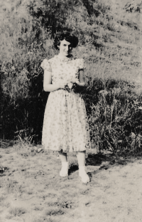 Budoucí manželka Marie v r. 1961