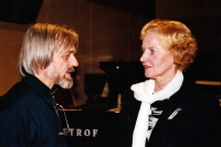 Pavel Veselý and Zdena Baronová, a radio journalist / Okap Theatre reunion / Klub Parník / 2004
