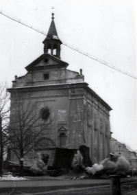 Demolice kostela Čtrnácti svatých pomocníků v Nýrsku, 26. ledna 1973