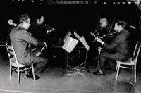 Litovelské kvarteto v r. 1978, pamětník vlevo