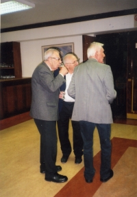 Sjezd PTP, zleva: Jarloslav Müller, Vladimír Adámek, Jaroslav Kačerek, Praha, 20. listopadu 2013