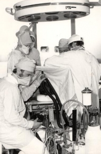 Operační sál v liberecké nemocnici před rokem 1989