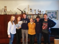 Eliška Krejčová s týmem z projektu Příběhy našich sousedů