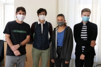 Zleva Tomáš Kohout z Českého rozhlasu, Magdaléna Sadravetzová z Post Bellum, Katka Háse a Adam Černý