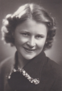 Irena Muchová na maturitním tablu