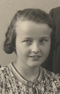 Věra Špiková in 1938
