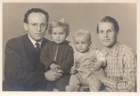 Vladimír Zikmund with his wife and children