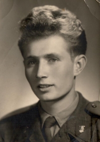 Alois Vychodil během vojenské služby, 50. léta