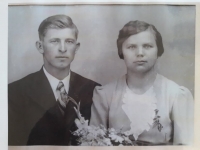 Svatební fotografie Haniných rodičů, Josef a Marie Kontovi, 1935