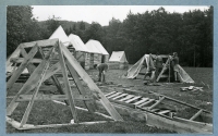 Stavění tábora 7. oddílu katolických skautů pod Blaníkem, 1937