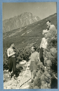 Josef and other former members of the Auxiliary Technical Batalions on a collective trip in the Tatras, the second half of the 1950s
