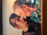 Hana, with her mother during her old age.

