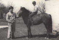 Josef Mlynář a bratranec Pavel Červený, 1969-70