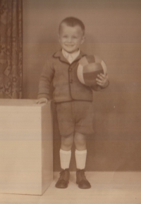 Ivo Čagánek ve třech letech 1