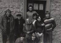 Family in 1976, Otakar standing upstairs in the doorway 
