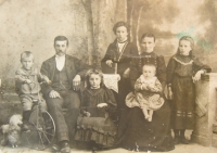 Z rodinného archivu Hofmanových