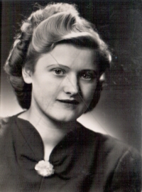 Josefa Šánová, 1942