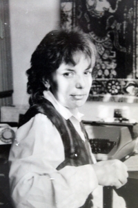 Before the revolution, Anna Galovičová worked at the Municipal Cultural Center in Piešťany.
