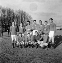 Oldřich Vašák played for sports club Ivančice in 1945