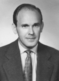 Oldřich Vašák na dobové fotografii