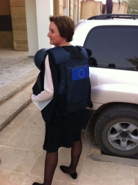 2014, Irák, Jana Hybášková, manželka, předávání pověřovacích listin velvyslankyně EU